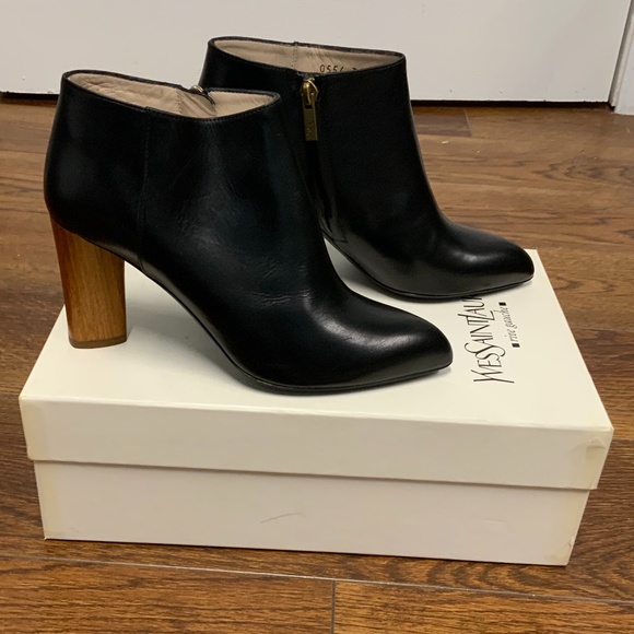 Yves Saint Laurent Shoes - Yves Saint Laurent Black Leather Bootie